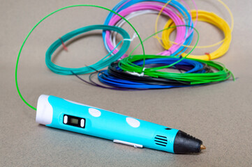 3D pen and plastic for it