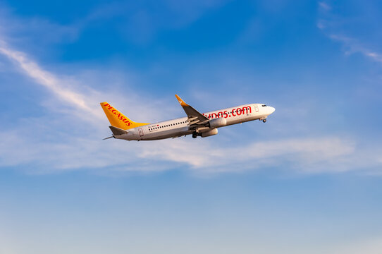Pegasus Airlines is a Turkish low-cost airline,with bases at several Turkish airports. Boeing 737 - 82R,