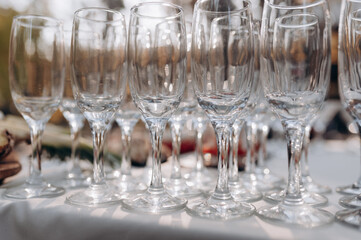 transparent glasses for drinks in the buffet area