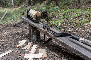 Werkezeug der Pecher zum Schneiden von Scharten