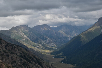 Fototapeta premium landscape with mountains
