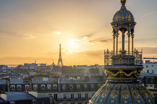 View of the Eiffel Tower at sunset, Paris, France