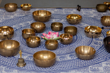 Authentic tibetan singing bowls for meditation and relaxation. Sound massage and healng.