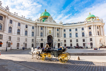 Hofburg palace on St. Michael square (Michaelerplatz), Vienna, Austria - obrazy, fototapety, plakaty