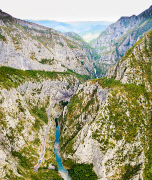 Deep Canyon Moraca in Montenegro