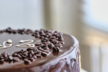 chocolate chips on cake top
