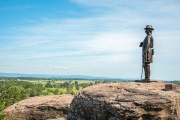 Statue of general Warren at Little Round Top on Gettysburg battlefielg