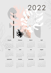 Calendar for 2022 with flowers.