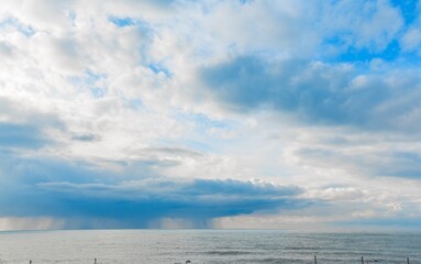 Obraz premium Beautiful clouds against a blue sky background. Cloud sky. Blue sky with cloudy weather, nature cloud. White clouds, blue sky and sun