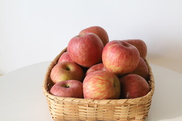 organic healthy fruit red apple