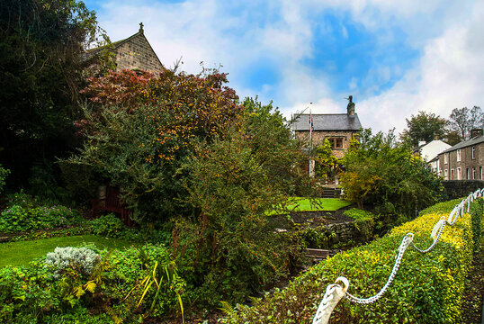 Waddington one of the prettiest villages in Lancashire. A tributory of the River Ribble runs through the centre of the village. It is near Clitheroe in the Ribble Valley.
The church is of St Helen
