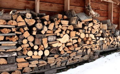 winter, preparation of firewood for the stove