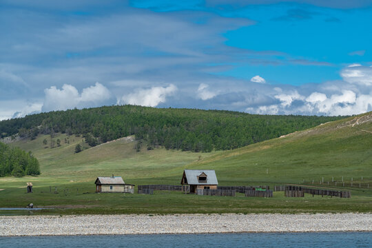 Farm stays in the village of Uzury in the north of Olkhon Island