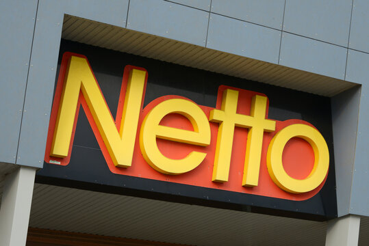 Enseigne du magasin d'alimentation Netto &agrave; Vannes en Bretagne