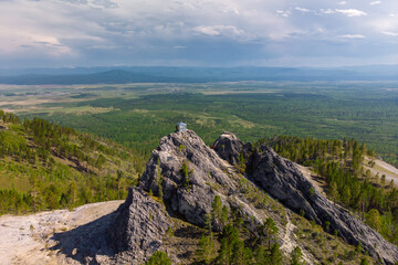 Bukha-Noyon rock - a holy place among the Buryats of the Tunkinskaya valley