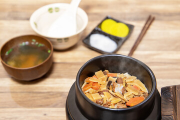 釜飯の炊き立て