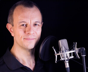 Voiceover artist voice actor studio