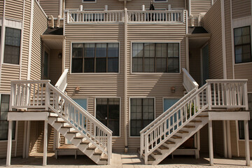 Symmetric view of the entrance staircases of two twin apartments in Midtown Atlanta