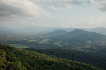 Obraz premium beautiful mountain landscape sky forest mountain travel