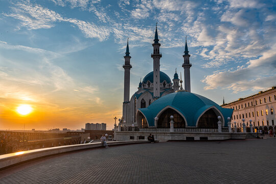 Sunset over the Kul Sharif Mosque, UNESCO World Heritage Site, Kazan, Republic of Tatarstan