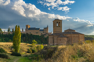 Fototapeta na wymiar View of the Iglesia de la Vera Cruz and the Alcazar in the city of Segovia in Spain 
