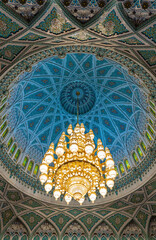 Naklejka premium chandelier in the Sultan Qaboos Grand Mosque, Muscat, Oman