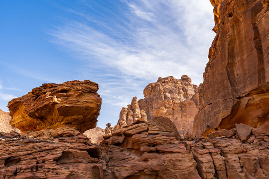 rocks in the desert under a blue sky, Al Ala, Saudi Arabia © Jeroen Kleiberg
