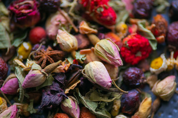 dried flowers in the market