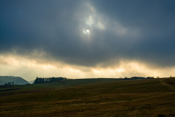 Sonnenuntergang, Wolken, Wind, Wasserkuppe, Hessen, Deutschland, Rhön