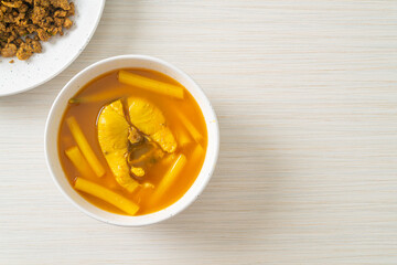 Sour soup with lotus stem and fish