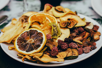 dry fruits slicies snack to go healthy marmelade