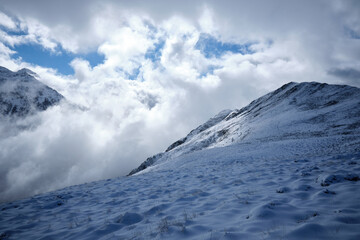 the storm is coming in the mountains 2