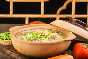 Chinese Cuisine: beef casserole porridge