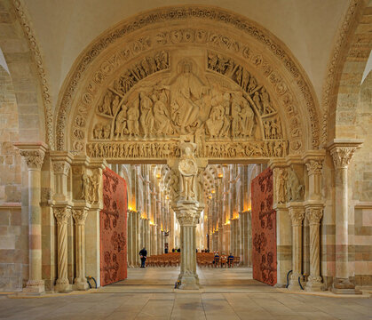 La basilique de V&eacute;zelay, Bourgogne, France