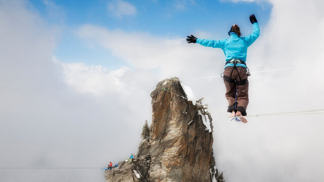 Funambule slakeline les Arcs 