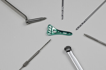Surgical instruments in treatment of bone fractures