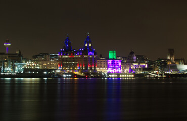 Fototapeta na wymiar Liverpool Waterfront Nightscape