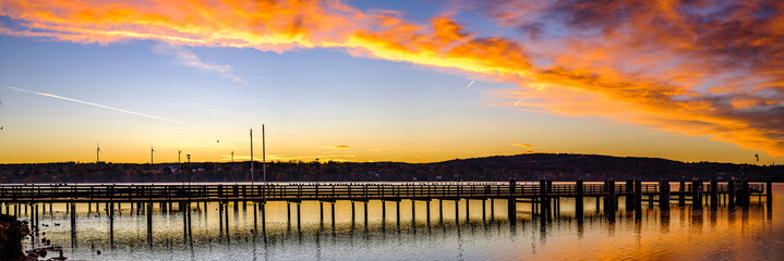 Fototapeta premium old wooden jetty at a lake