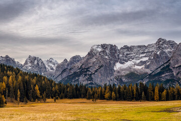 Naklejka premium Scenic landscape of Dolomites, Belluno Province, Dolomiti Alps, Italy