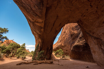 Giant Navajo Arch in the Arches National Park