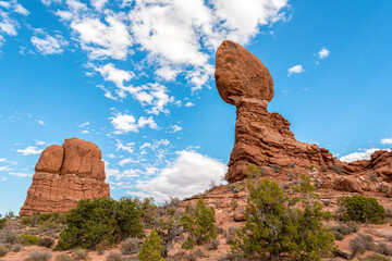 Fototapeta na wymiar Balanced rock in the Arches National Park