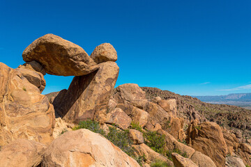 Scenic balanced rock in the Big Bend National Park