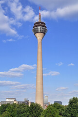Naklejka premium Rheinturm Duesseldorf