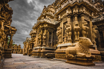 Beautiful Pallava architecture and exclusive sculptures at The Kanchipuram Kailasanathar temple, Oldest Hindu temple in Kanchipuram, Tamil Nadu - One of the best archeological sites in South India