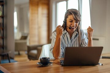 Ambitious customer support, aquiring a new client