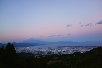 富士山と駿河湾の夕景