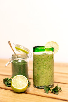 Green smoothie and lime