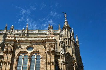 Fototapeta na wymiar Eastern facade of the Astorga cathedral