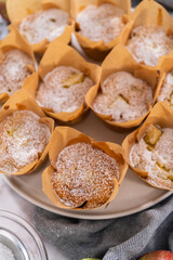Apple sharlotka muffin