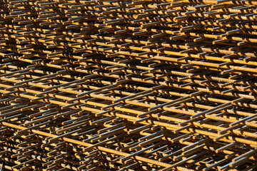 Reinforcing bars with a periodic profile in the packs are stored in the metal products warehouse